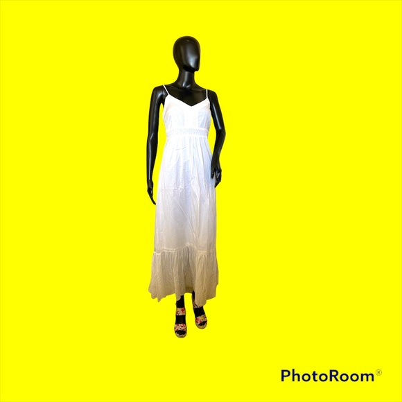 Perfect for Easter/mother’s day/and summer white long maci dress, sleeveless - Picture 2 of 16